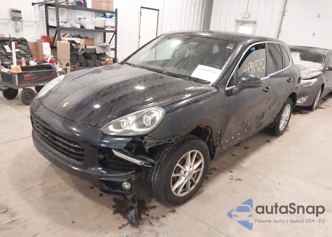 2016 Porsche Cayenne z USA, uszkodzony, nr VIN WP1AA2A2XGKA13297